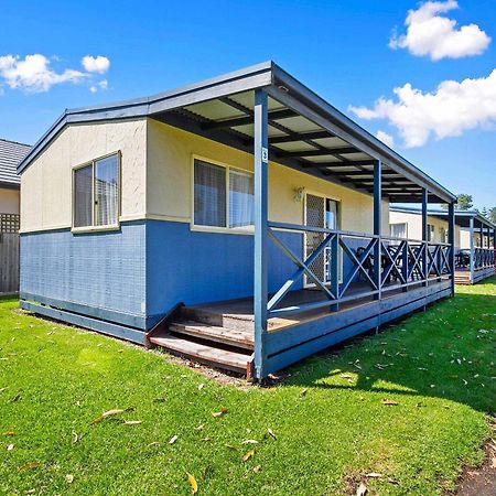 Waters Edge Holiday Park Lakes Entrance Kültér fotó